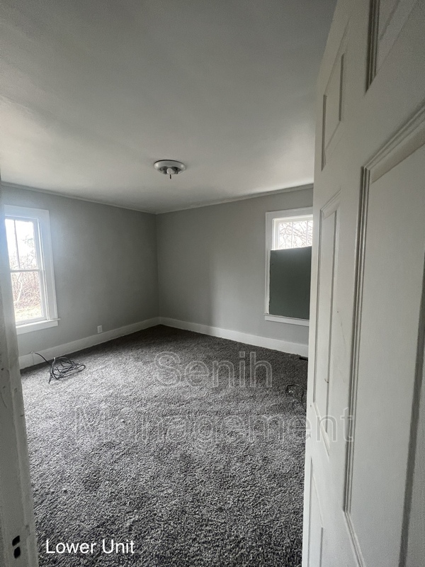 5342 Oregon St – photo 4
