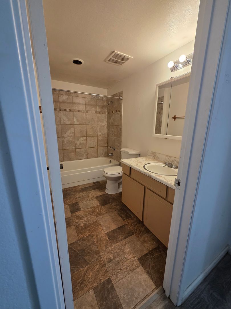 970 Glorene Ave unit Unit Q – photo 5