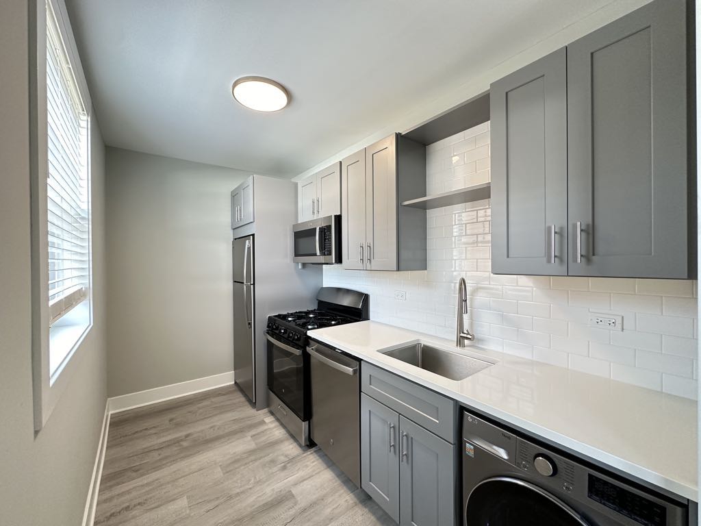 368 Hazel Ave unit B10 – photo 2