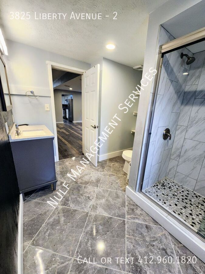 3825 Liberty Ave – photo 3