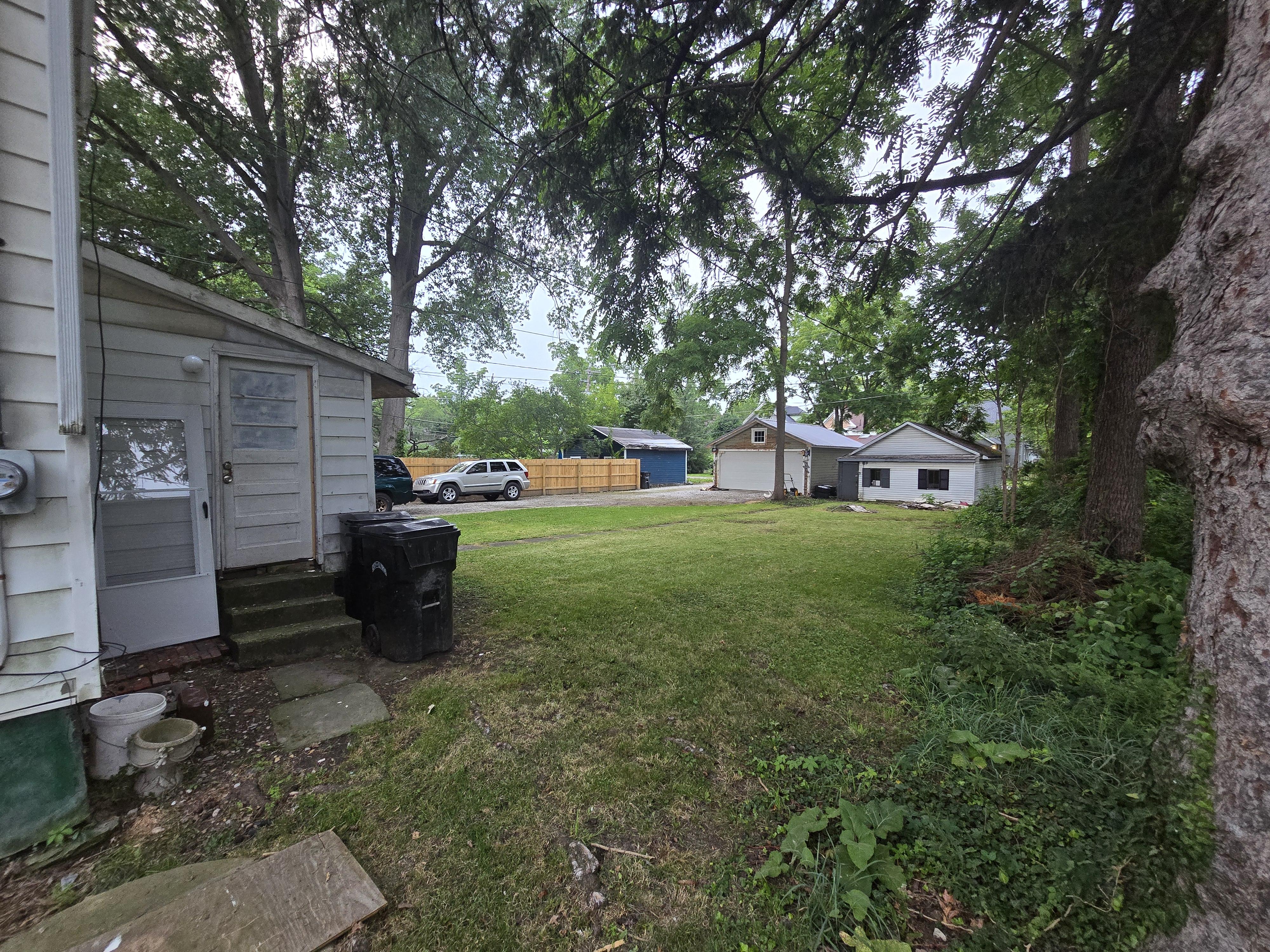 329 11th St – photo 3