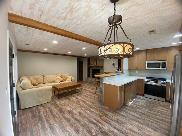 1027 Echo Rd unit 1027 – photo 3