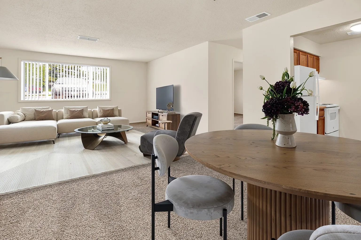 Kimberly Club Apartments – photo 2