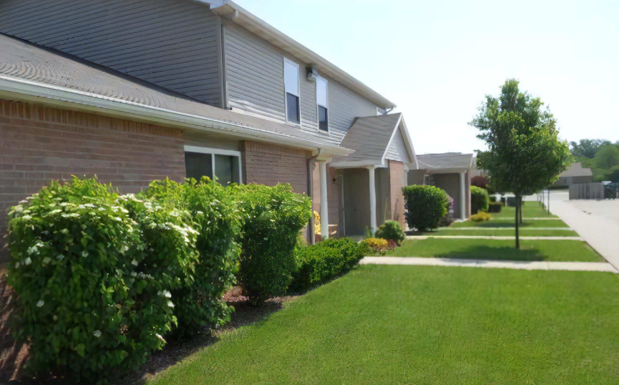 739 S Main St – photo 5