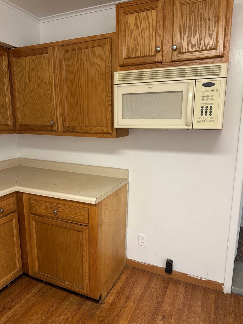100 Woodland Rd unit Unit 2 – photo 5