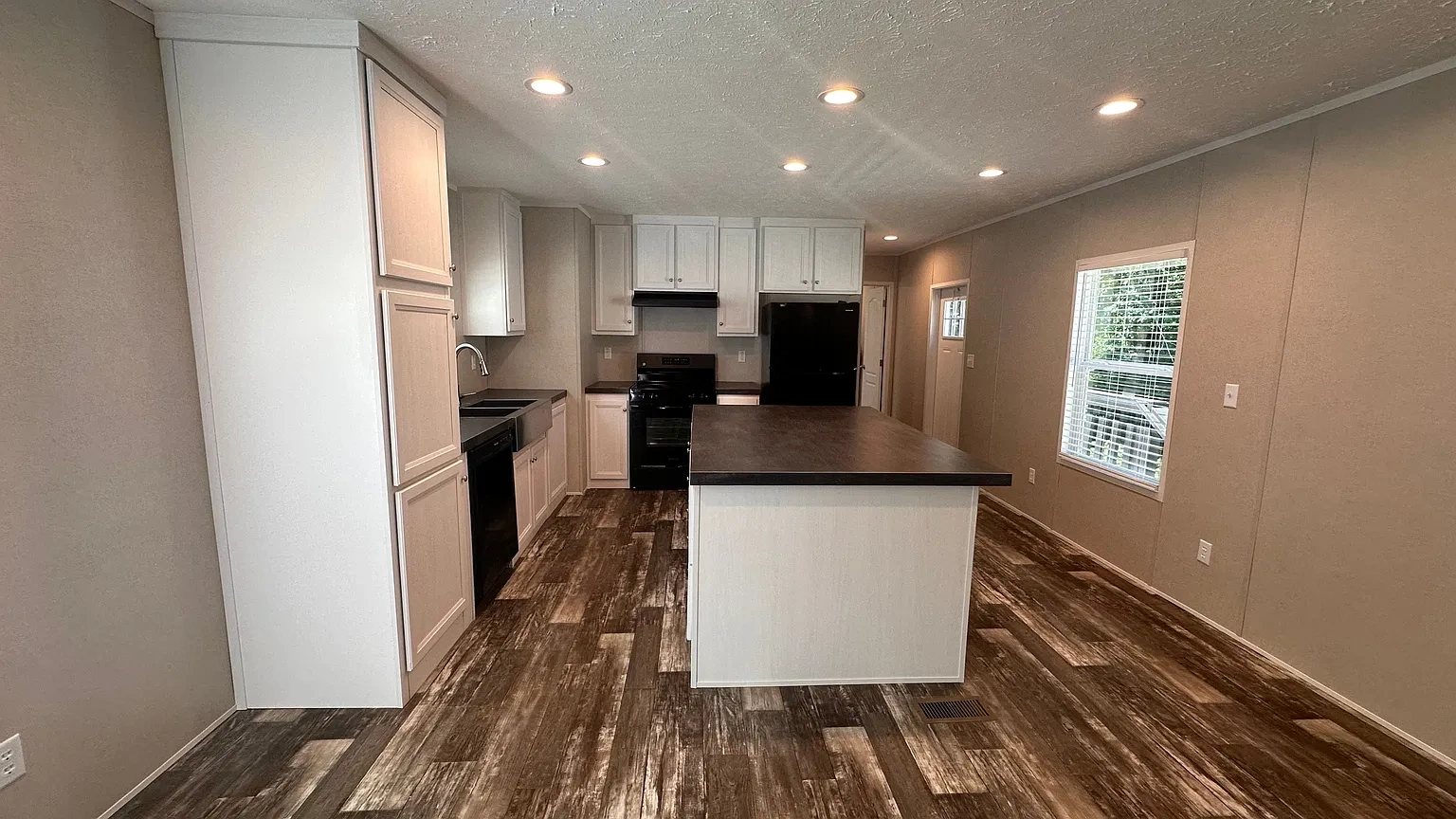 Lakeside – Floor plan