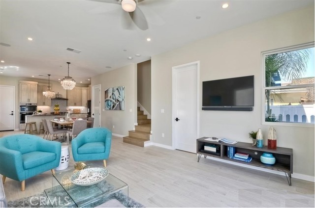 187 Daisy Ave – photo 4
