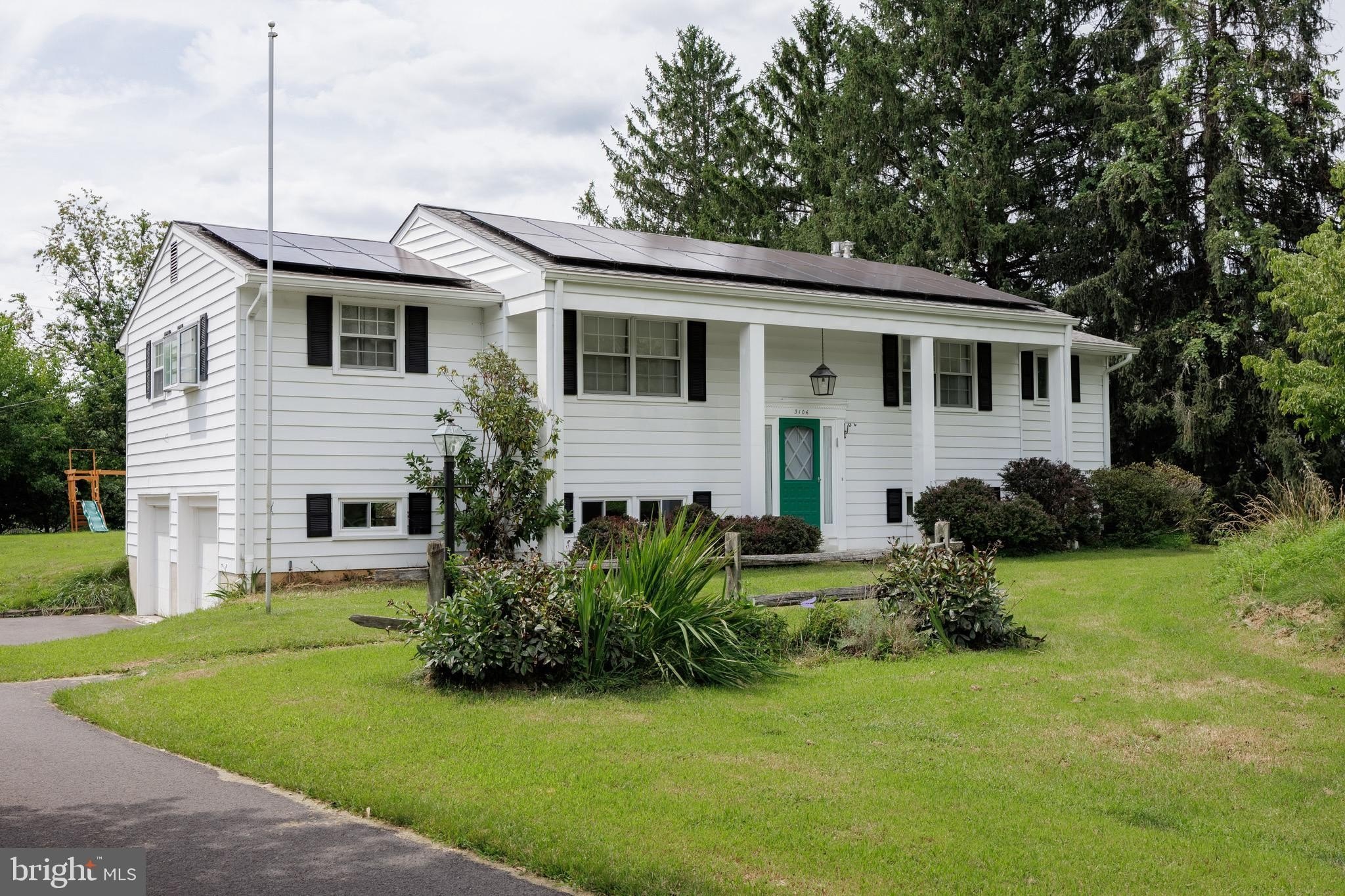 3106 Hearthstone Rd – photo 1