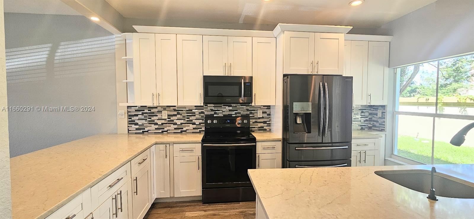 3311 Merrick Ln – photo 3