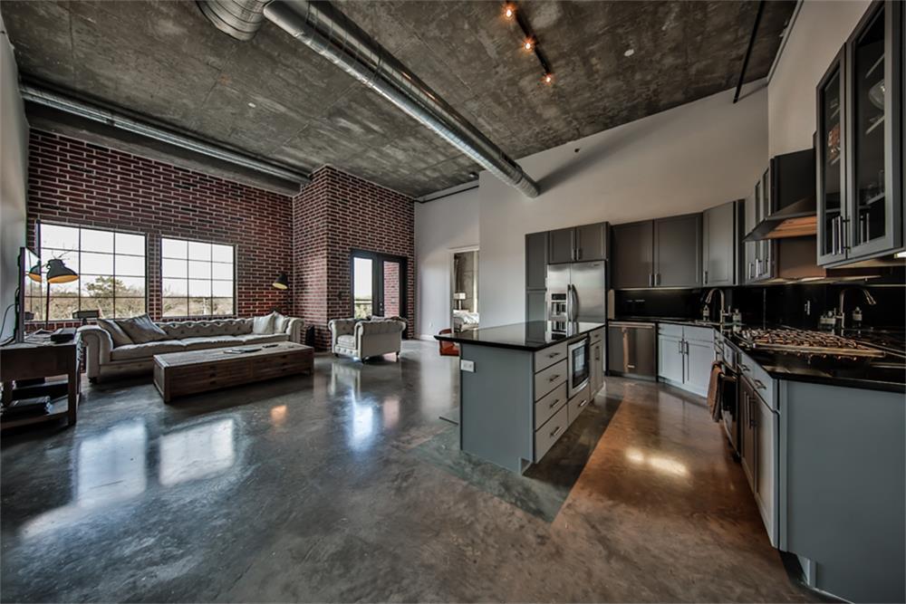 1111 Studewood St unit ID70221 – photo 1