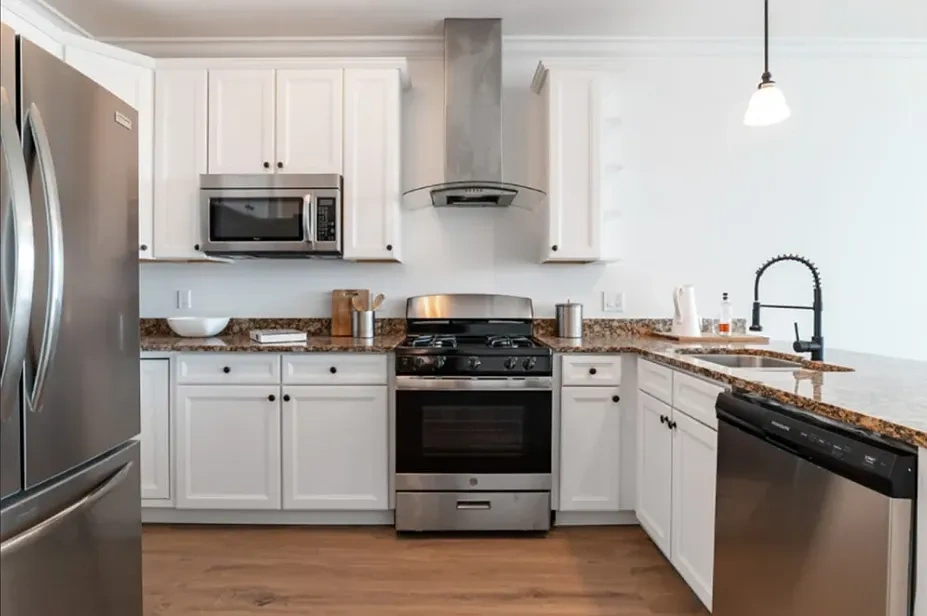 Residences at 1 Brown – photo 2