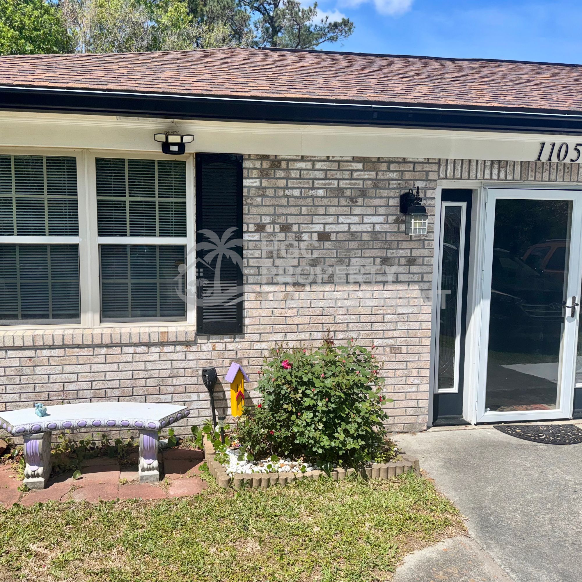 1105 Kenningston St – photo 2