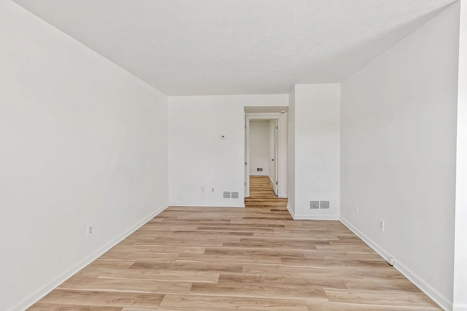 Foreman Apartments – photo 5