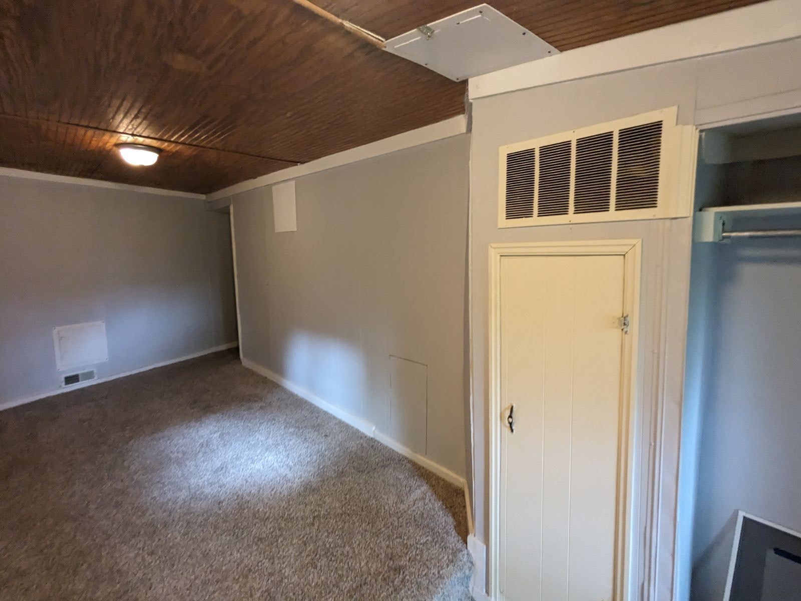 11 S High St unit B – photo 5