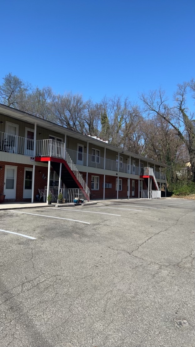 1512 NW Downing St unit 12 – photo 1