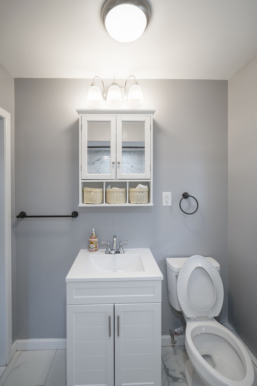 36-38 E 47th St unit 1 – photo 4