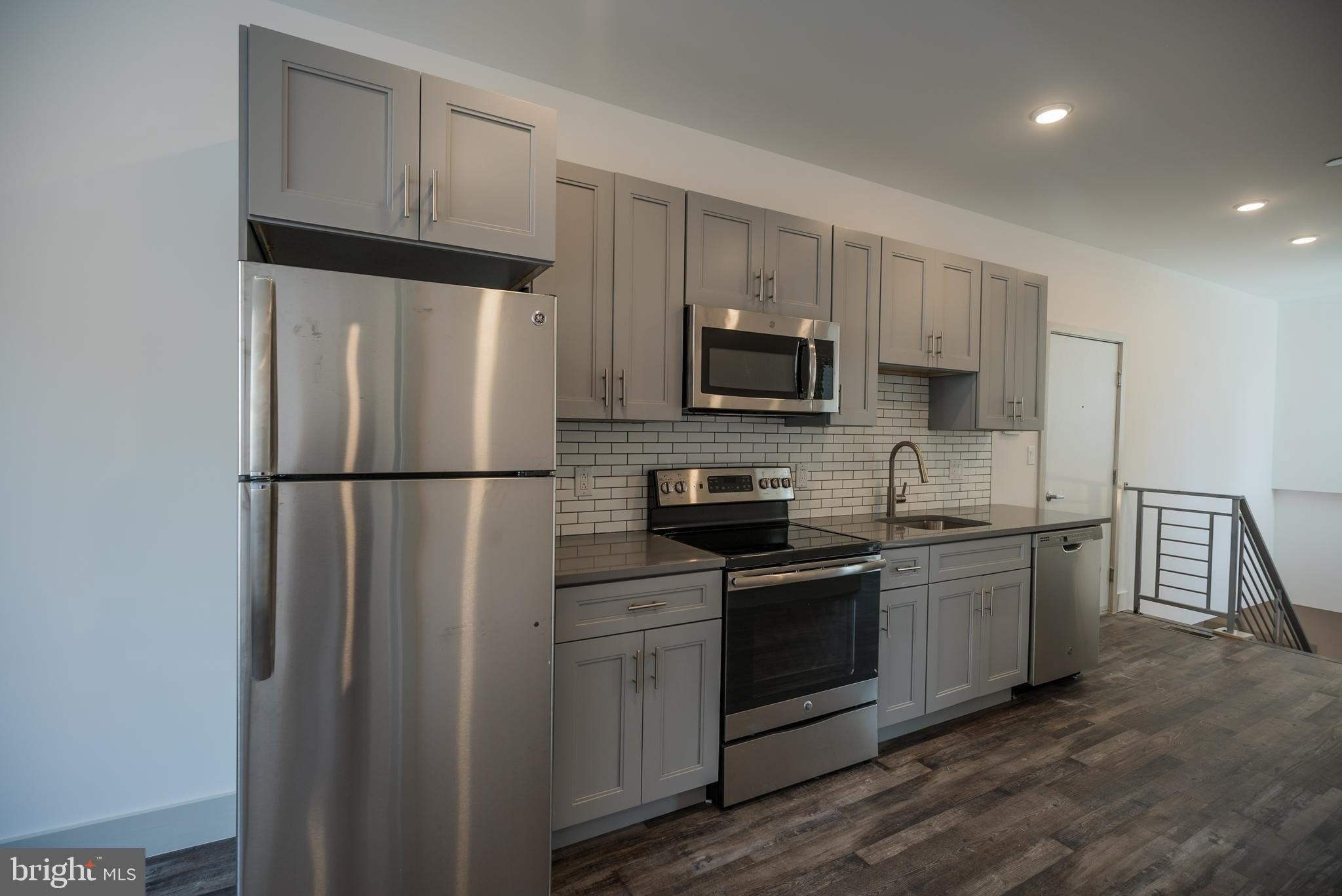 3716 Haverford Ave #1R – photo 3