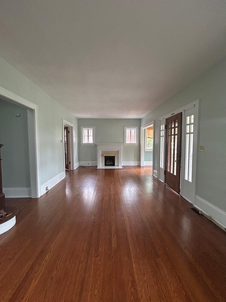 505 Camilla St SE – photo 5
