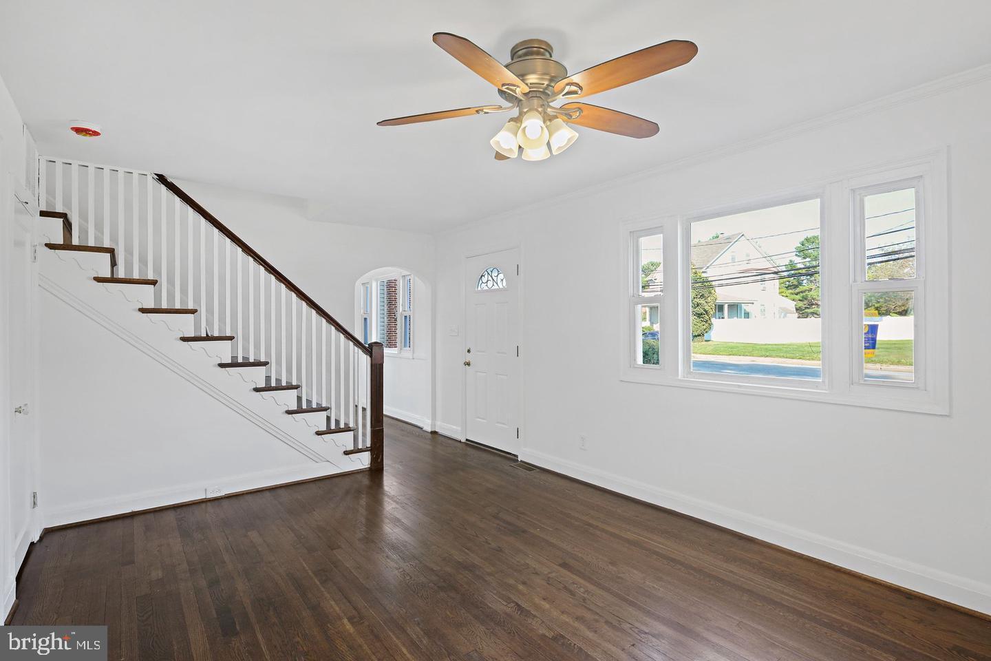 423 Ingleside Ave – photo 4