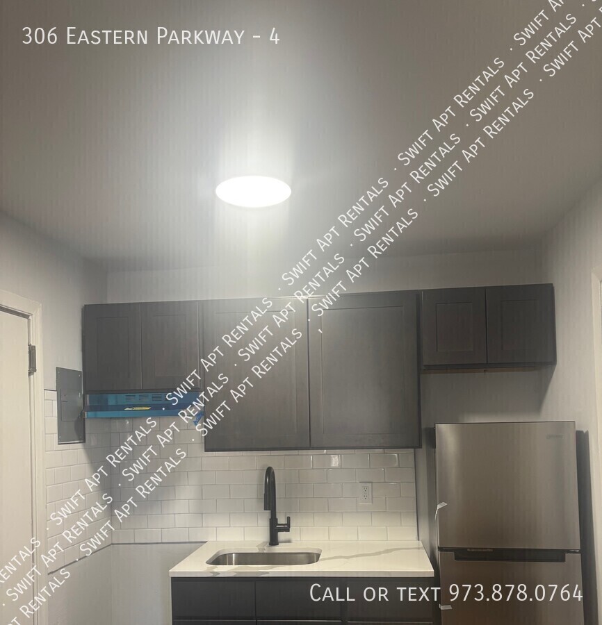 306 Eastern Pkwy – photo 4