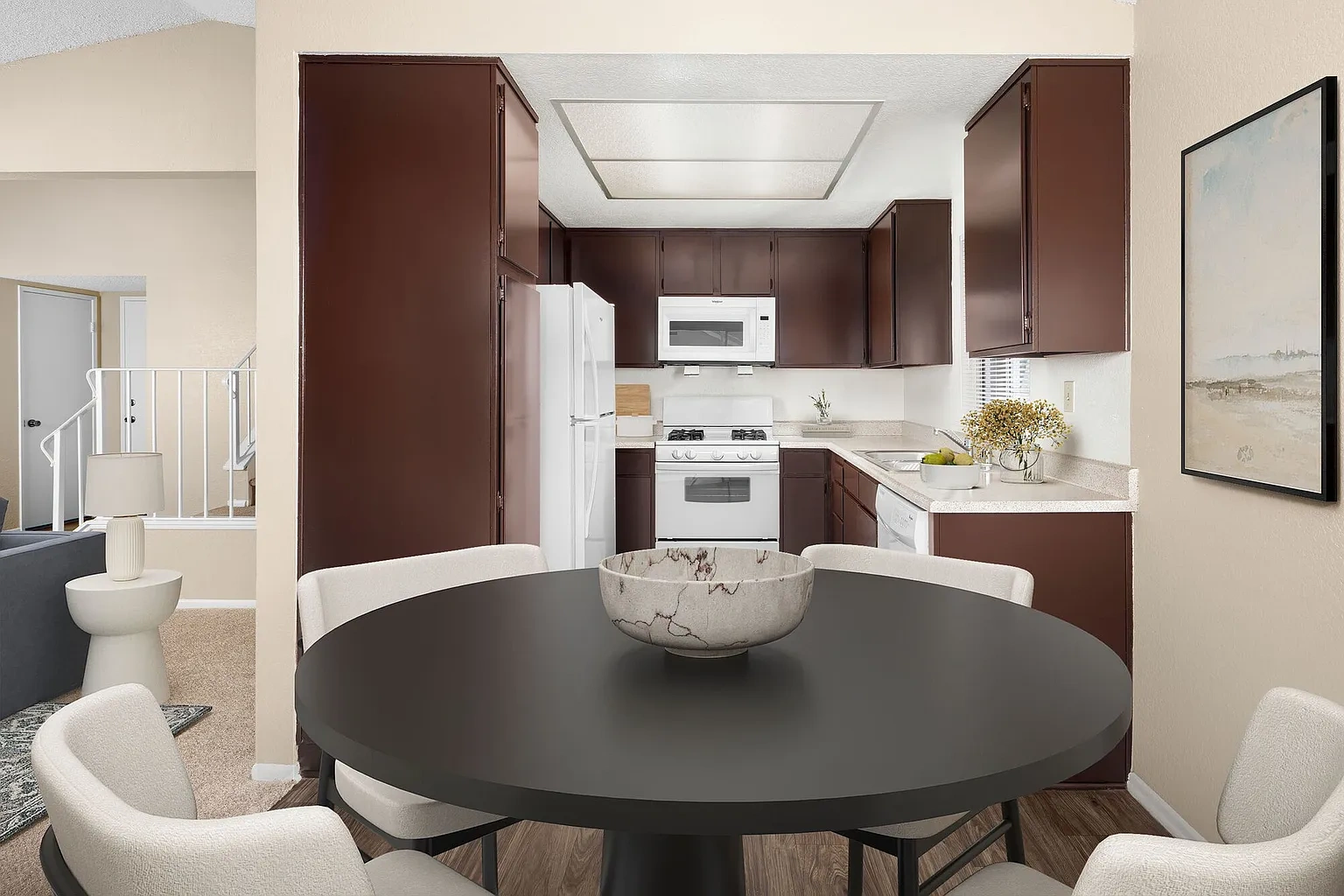 Linden Court – photo 4