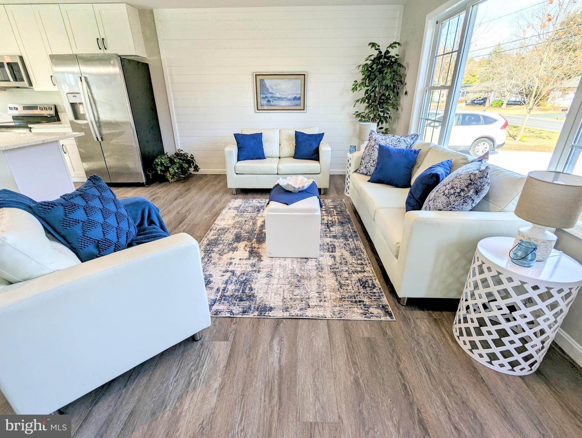1340 Queen Anne Dr – photo 4
