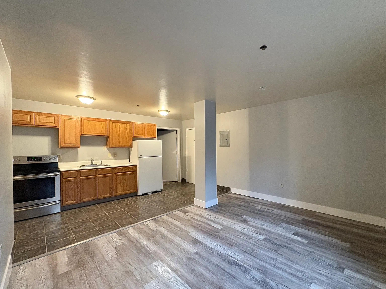 Bulldog Apartments – photo 5