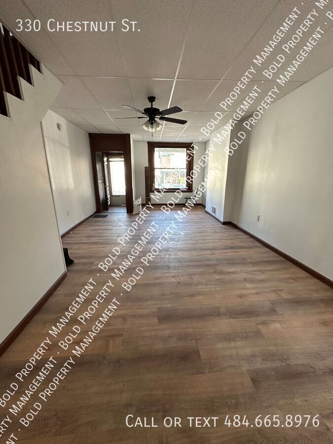 330 Chestnut St – photo 2