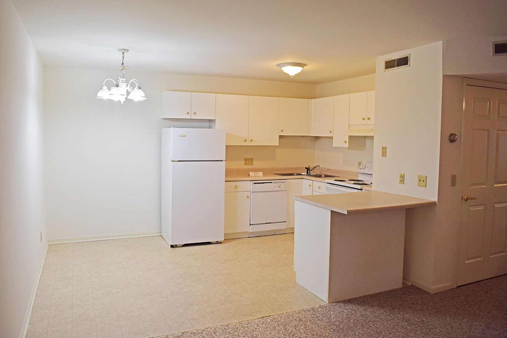 6 Hartwell Ct unit 6-12 – photo 3