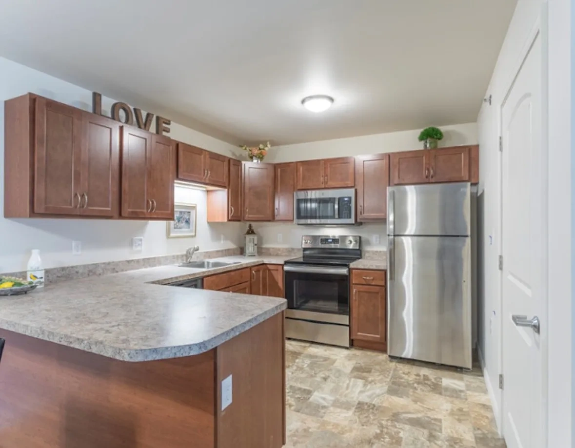Glenwood Square Senior Apartments – photo 2