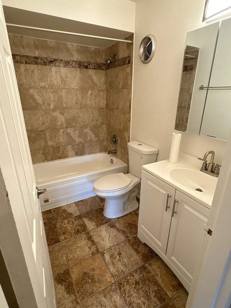 1460 Lehigh Ave unit 107B – photo 5