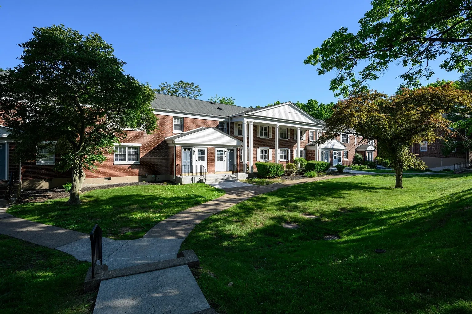 Oakmont Park Apartments – photo 4
