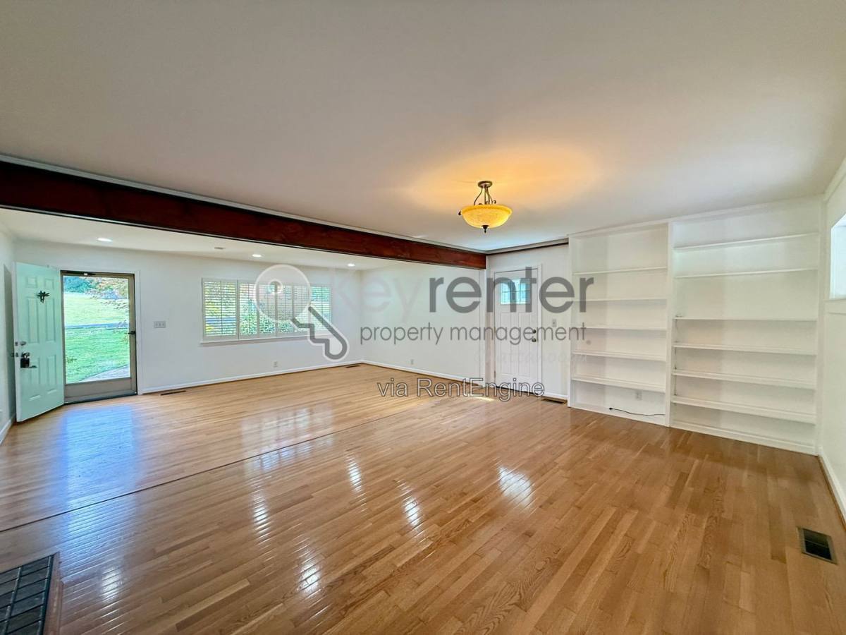 1406 Highland Way – photo 4