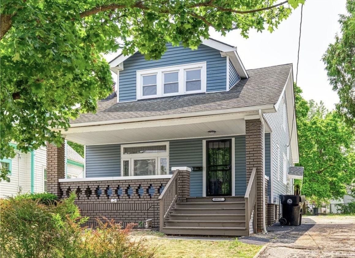 10922 Sandusky Ave – photo 1