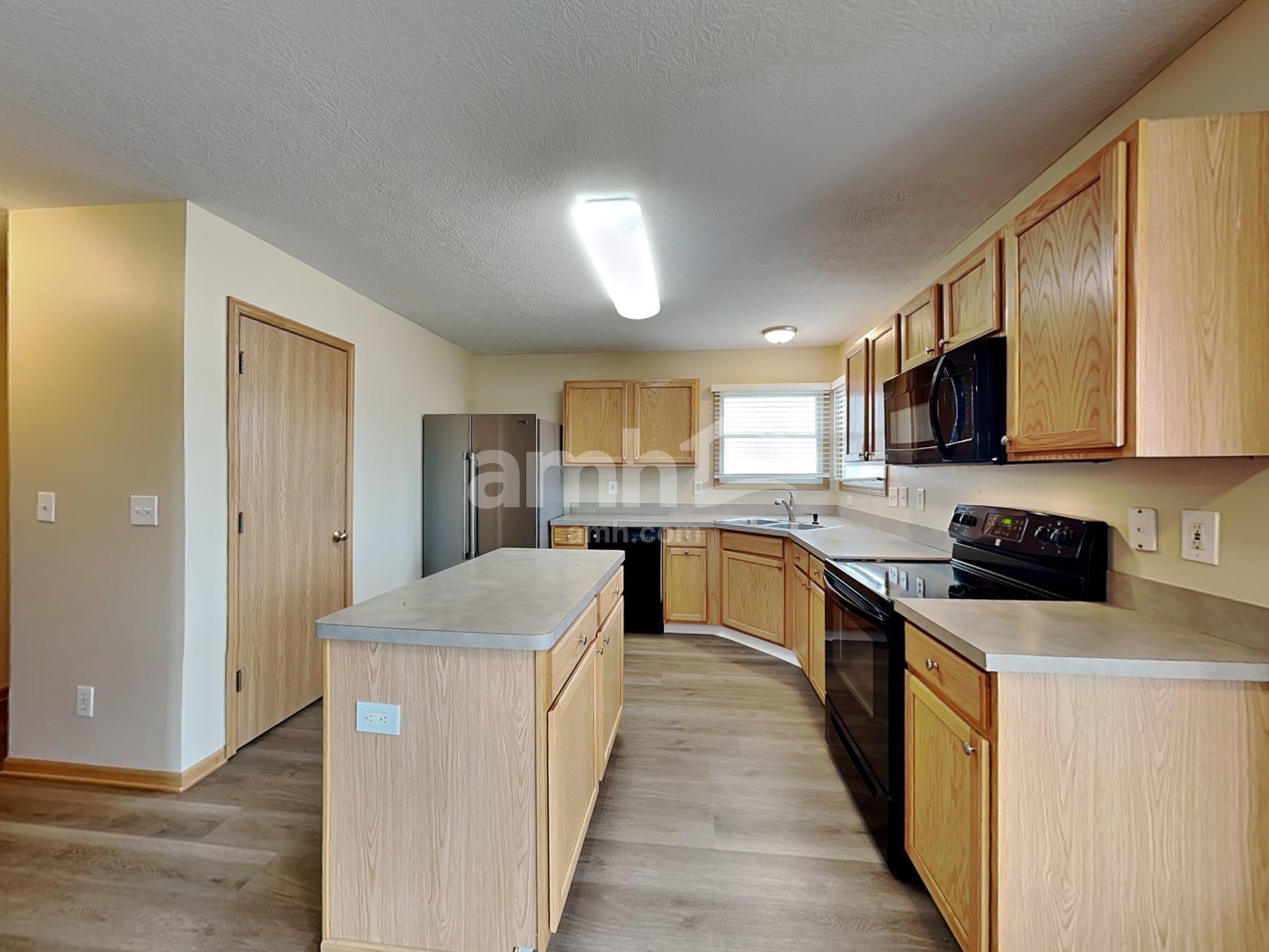 100 Winesap St – photo 5