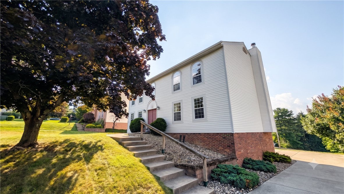 3129 Westwind Dr – photo 2