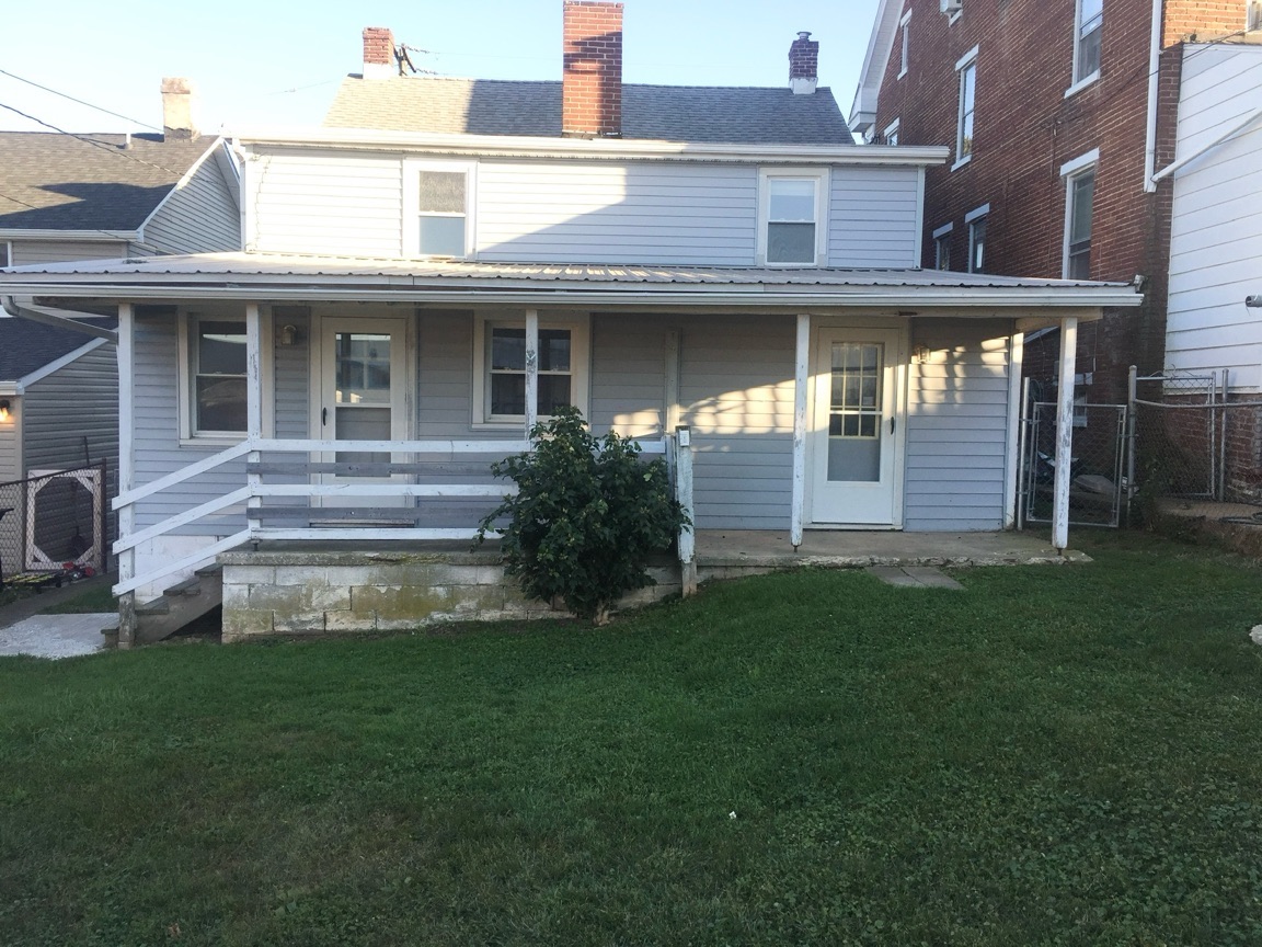 19 E Lancaster St – photo 2