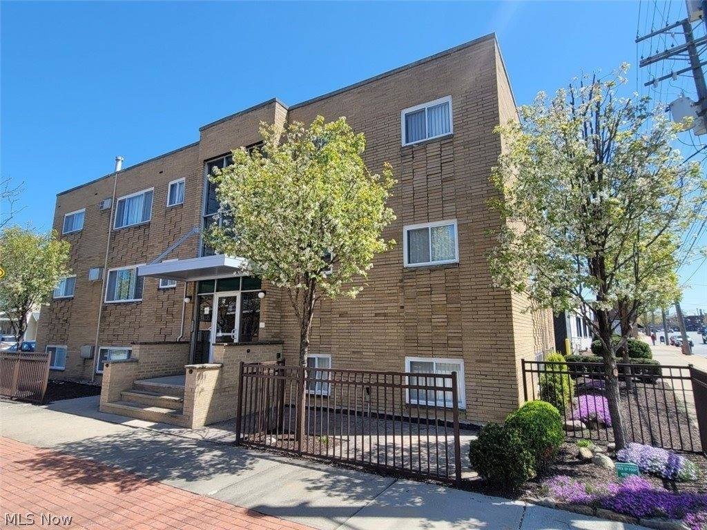 6712 Fullerton Ave, Cleveland – photo 1