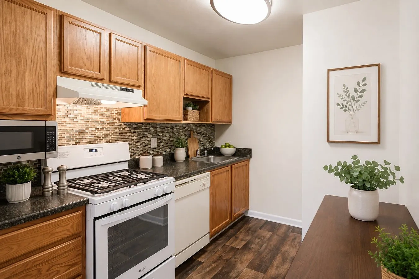 Cedar Creek Apartment Homes – photo 2