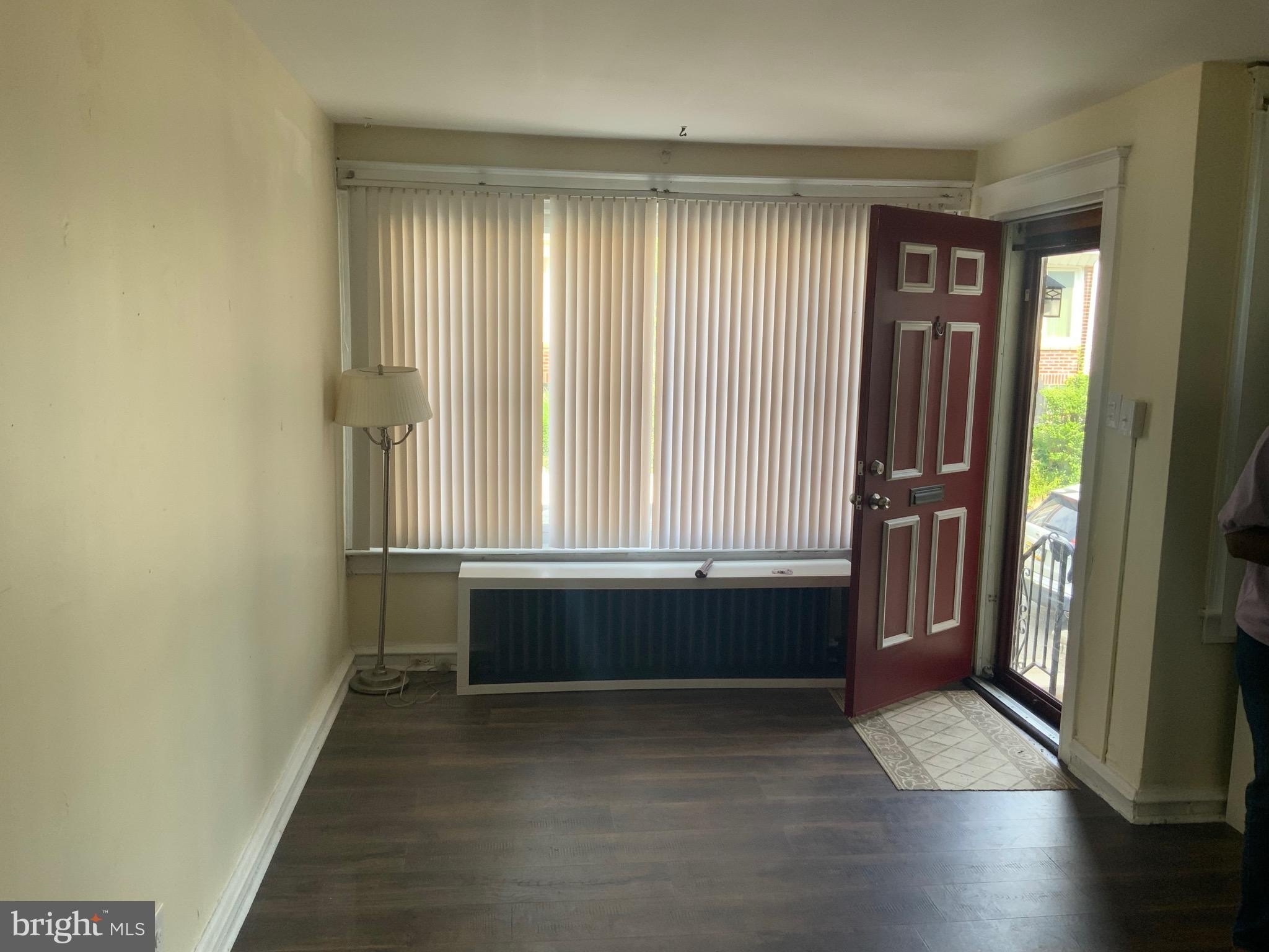 6237 N Bouvier St – photo 3
