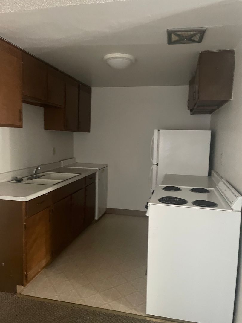 1108 3rd St unit Unit 3 – photo 4