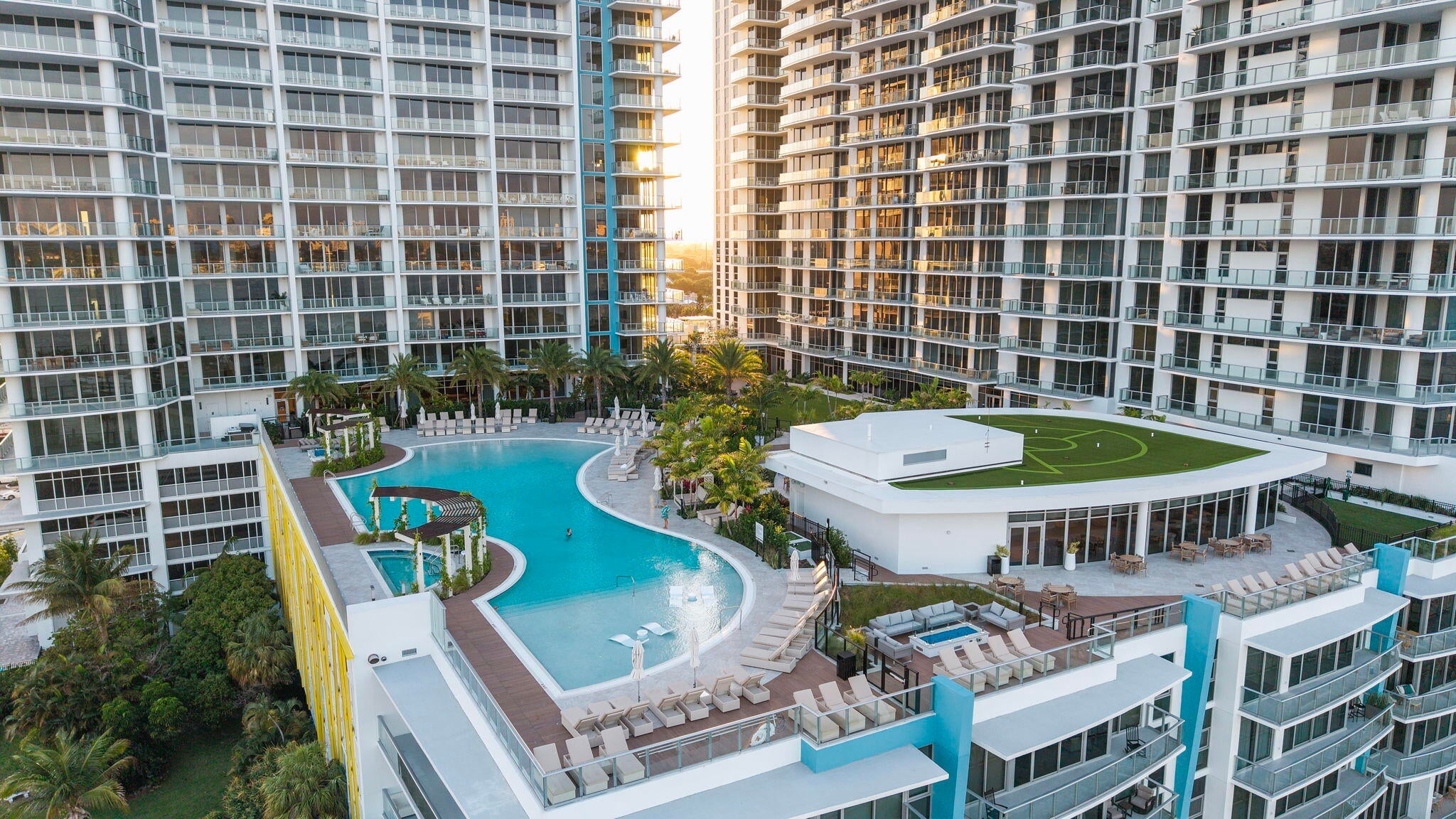 220 Lake Shore Dr unit 2223 – photo 3