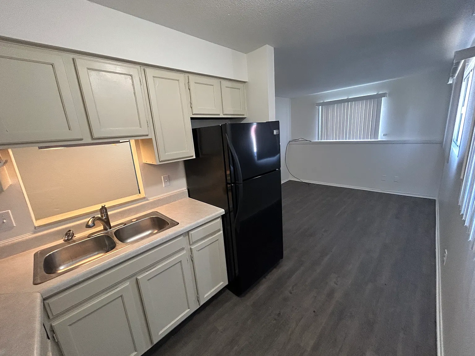 Riverside Place Apartments – photo 1