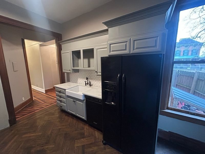 644 Dayton St unit 1 – photo 5