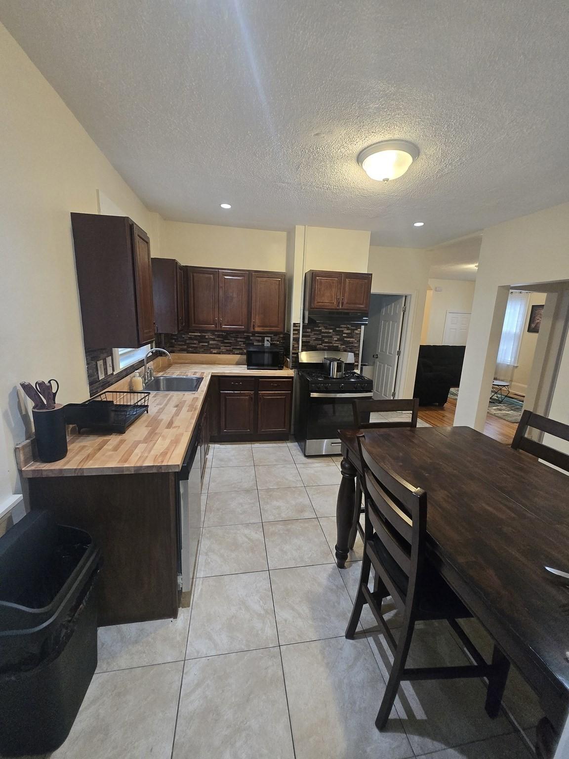 68 Stanton St unit 1 – photo 1