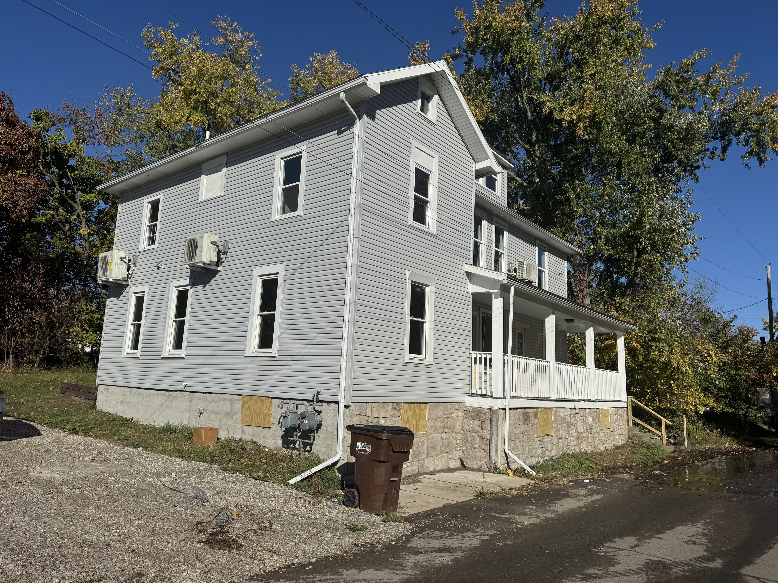 131 Pleasant Ave unit A – photo 2