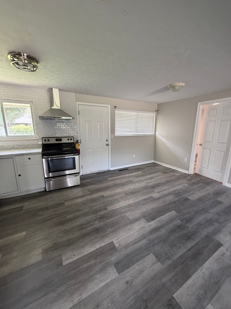 5785 Tibet Dr – photo 5