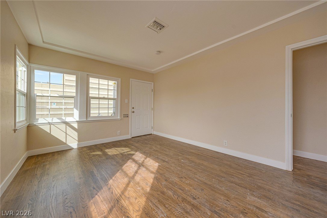 914 S 4th St #2 – photo 3