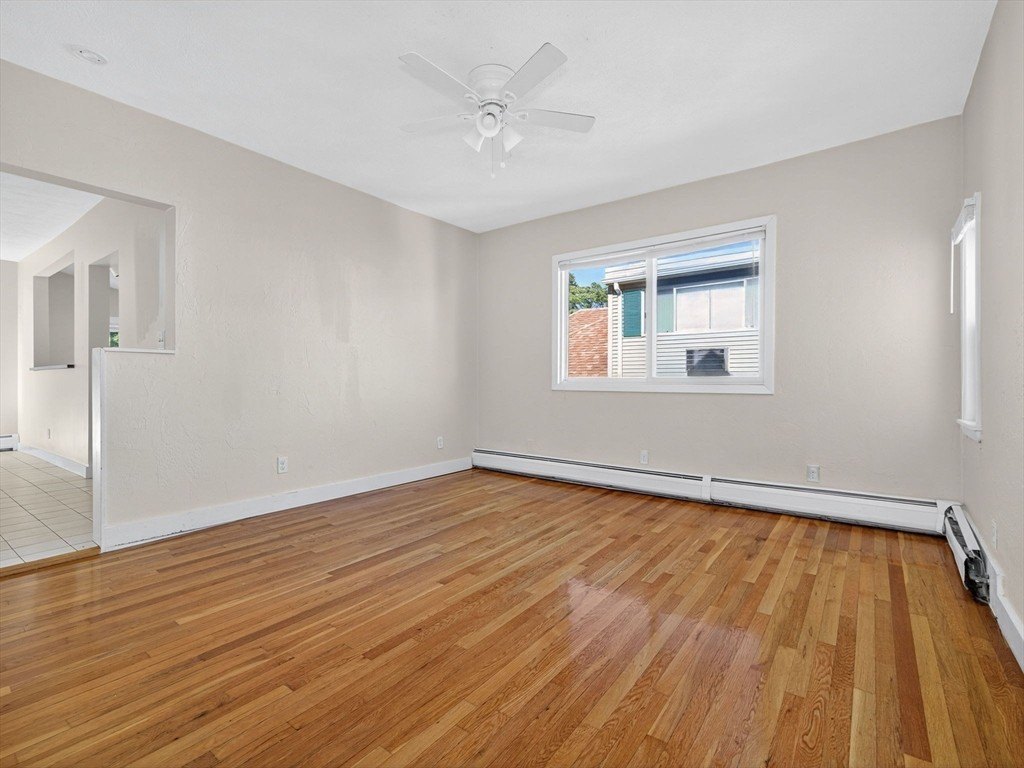 6 Knollin St #2 – photo 3