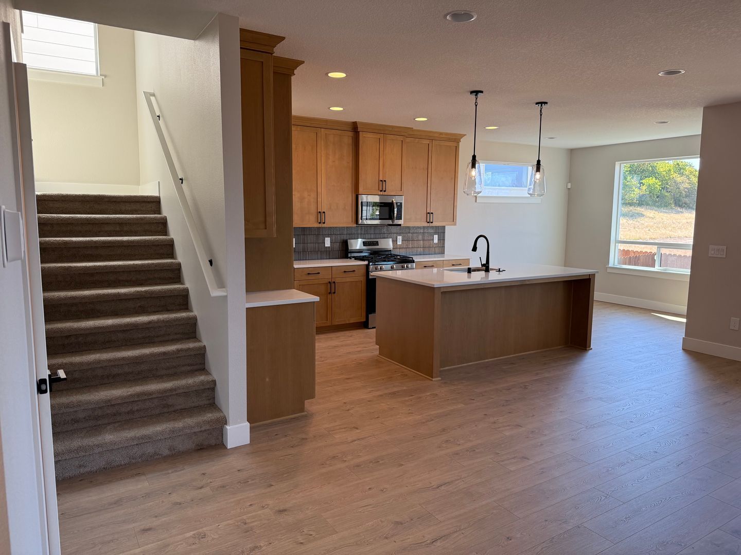 719 NW 174th St – photo 1